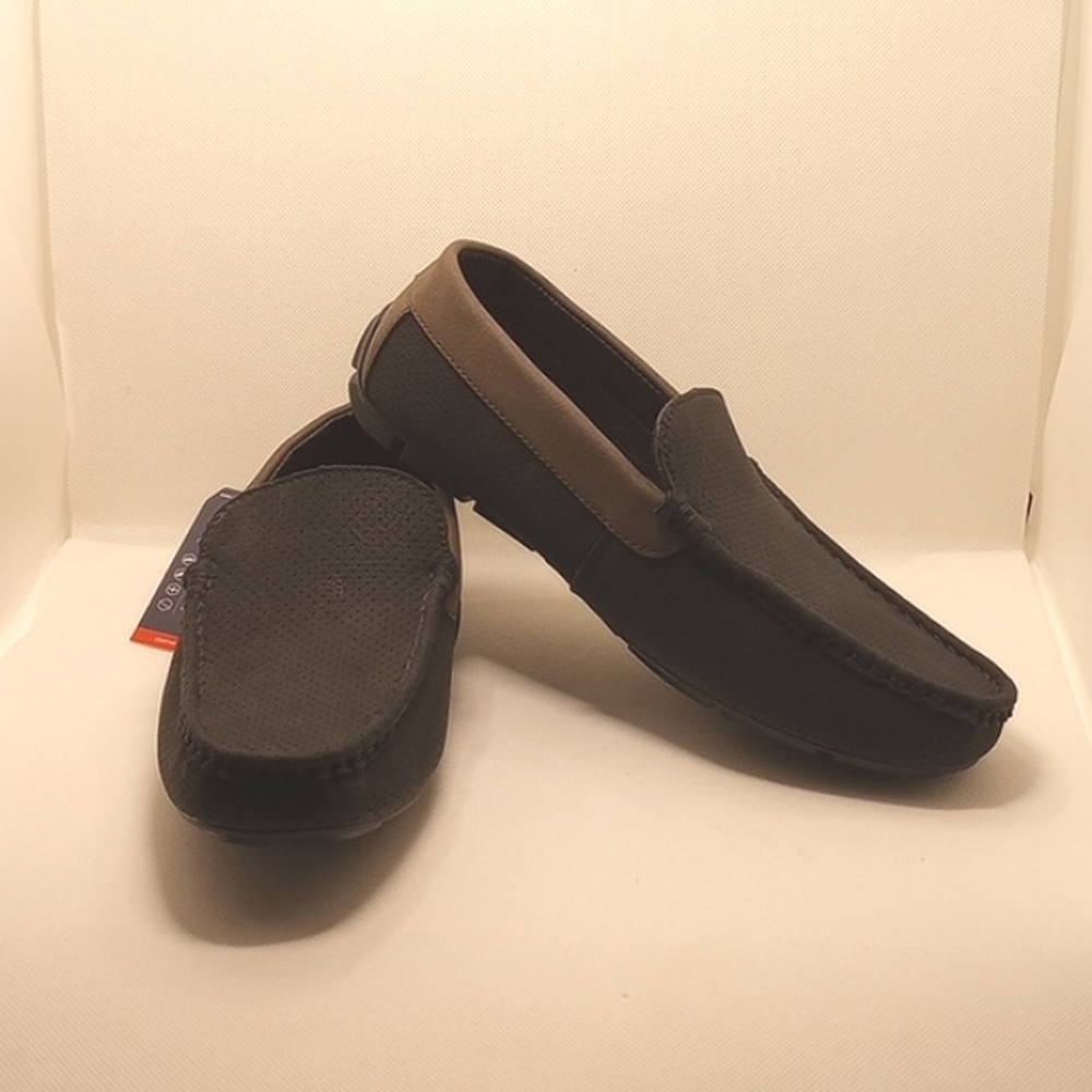 Men's brown Levi's loafers shoes size 8.5